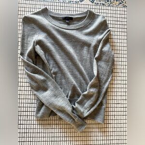 Jcrew 100% wool Gray Long Sleeve Sweater